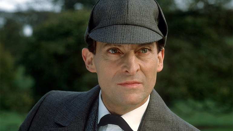 Ηρακλής Πουαρό & Σέρλοκ Χoλμς: Οι δύο διασημότεροι ντετέκτιβ όλων των εποχών στη μικρή οθόνη