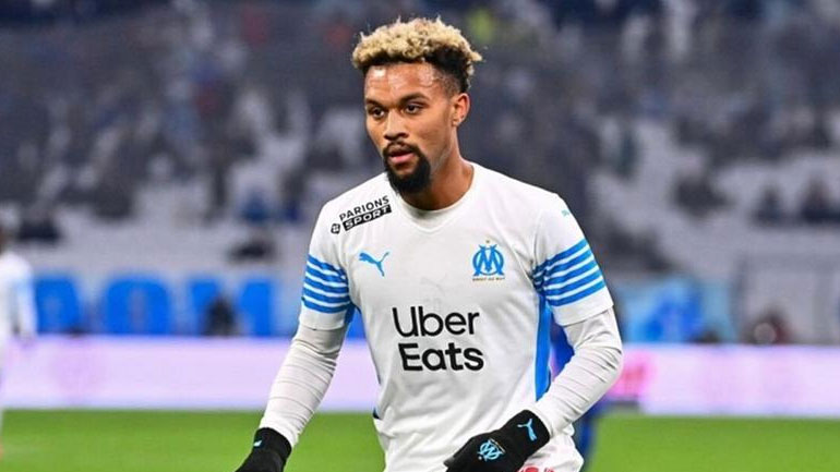 «Μπρα-ντε-φερ» του Ολυμπιακού με την Μπεσίκτας για τους Καμπράλ και Κόνραντ Ντε Λα Φουέντε