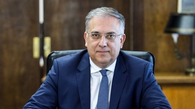 Θεοδωρικάκος: «Αυστηροί έλεγχοι από την ΕΛ.ΑΣ. για την εφαρμογή των νόμων ενάντια στη βία στα γήπεδα»