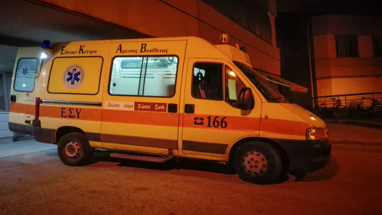 Αίγιο: 23χρονη έπεσε από τον 5ο όροφο