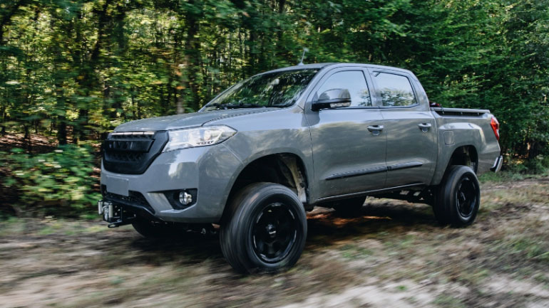 «Αγροτικό» με μόλις 28 ίππους από δύο ηλεκτροκινητήρες – Κι όμως υπάρχει