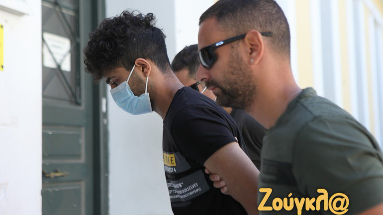 Καταθέτει στον Ανακριτή ο 22χρονος Πακιστανός που δολοφόνησε την 17χρονη στο Περιστέρι Καταθέτει στον Ανακριτή ο 22χρονος Πακιστανός που δολοφόνησε την 17χρονη στο Περιστέρι