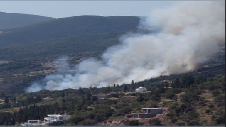 Βελτιωμένη εικόνα παρουσιάζει η φωτιά στη Ζάκυνθο