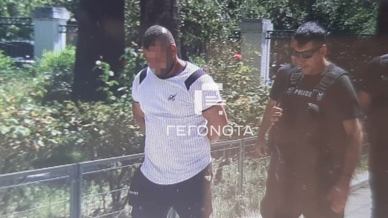 Απόπειρα δολοφονίας στον Βόλο: Σε ασφαλή χώρο βρίσκεται η 26χρονη γυναίκα που έπεσε θύμα ενδοοικογενειακής βίας