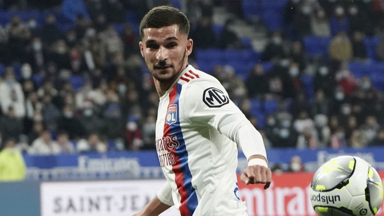 Πρόταση της Νότιγχαμ στη Λιόν για τον Αουάρ