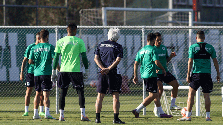 Παναθηναϊκός: Με 25 παίκτες η αποστολή για τη ρεβάνς με τη Σλάβια