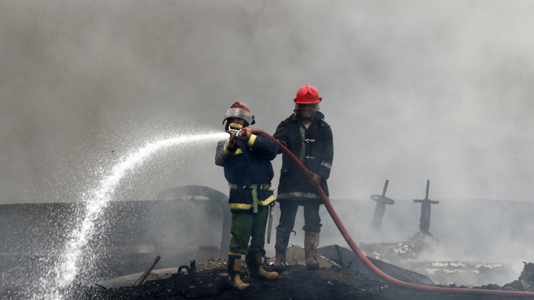Δεύτερος πυροσβέστης νεκρός στην κατάσβεση της πυρκαγιάς σε πετρελαϊκές εγκαταστάσεις στην Κούβα