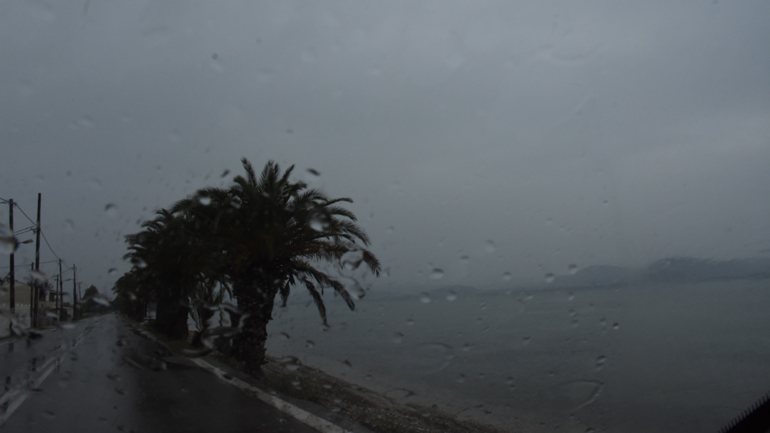 Ισχυρές βροχές και καταιγίδες το τριήμερο του Δεκαπενταύγουστου – Συστάσεις της ΓΓΠΠ