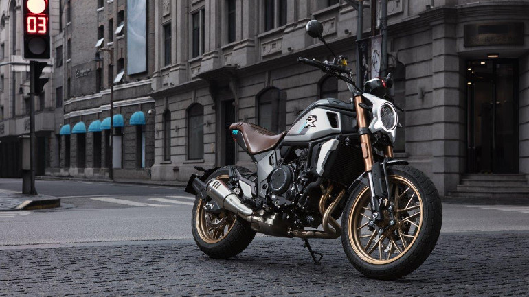 Προλαβαίνεις μια CFMoto 700CL-X Heritage στην προνομιακή τιμή των 6.290€