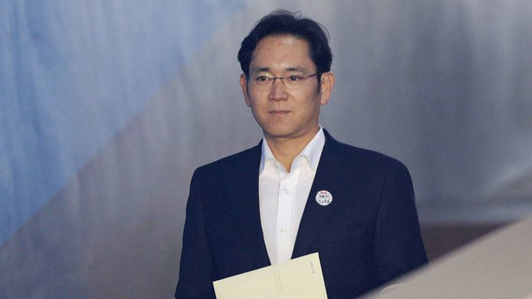 Νότια Κορέα: Προεδρική χάρη στον επικεφαλής του ομίλου Samsung που καταδικάστηκε για διαφθορά