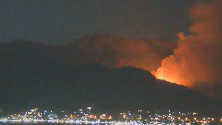 Μεγάλη αναζωπύρωση στη Θάσο