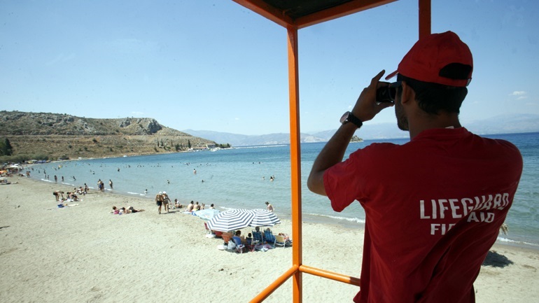 Νεαρό ζευγάρι κινδύνευσε με πνιγμό στα Μάλια – Πώς σώθηκαν Νεαρό ζευγάρι κινδύνευσε με πνιγμό στα Μάλια – Πώς σώθηκαν