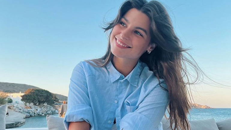 Δανάη Παππά: Μετά το «El Telephone» χορεύει σε ρυθμούς Doja Cat και ξετρελαίνει το TikTok Δανάη Παππά: Μετά το «El Telephone» χορεύει σε ρυθμούς Doja Cat και ξετρελαίνει το TikTok