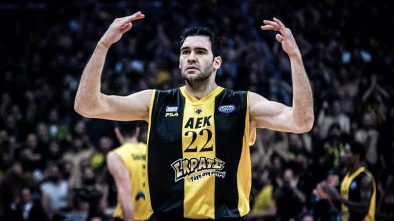 Μπάσκετ: Συνεχίζει στην ΑΕΚ ο Μαυροειδής
