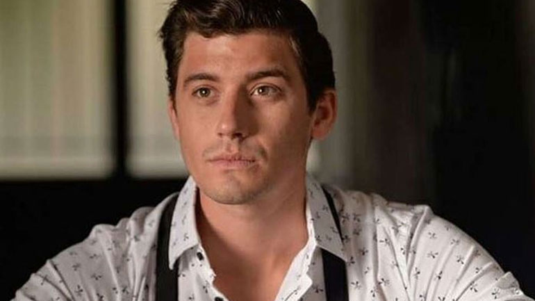 O Γιώργος Αμούτζας εξομολογείται: «Δεν με ενδιέφερε καθόλου ο τίτλος “ο γιος του Δελλή”» O Γιώργος Αμούτζας εξομολογείται: «Δεν με ενδιέφερε καθόλου ο τίτλος “ο γιος του Δελλή”»