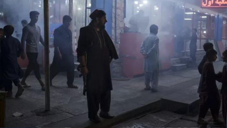 Αφγανιστάν: Δεκάδες νεκροί από έκρηξη σε τζαμί της Καμπούλ Αφγανιστάν: Δεκάδες νεκροί από έκρηξη σε τζαμί της Καμπούλ