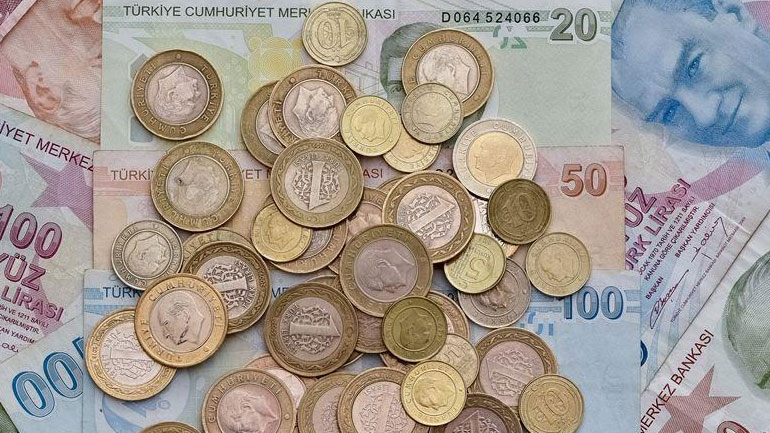 Πτώση της τουρκικής λίρας μετά την «παράλογη» μείωση των επιτοκίων