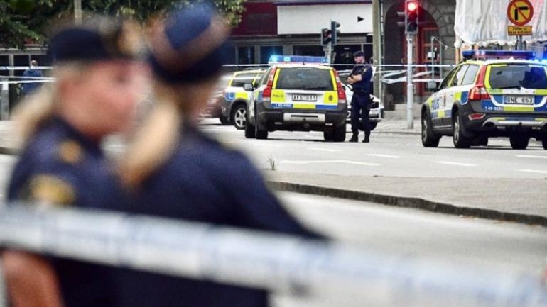 Σουηδία: Πυροβολισμοί σε εμπορικό κέντρο στην πόλη Μάλμε Σουηδία: Πυροβολισμοί σε εμπορικό κέντρο στην πόλη Μάλμε