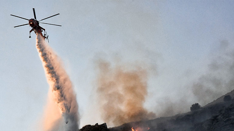 Κέρκυρα: Πυρκαγιά στα Κουραμαδίτικα – Μήνυμα του 112 για απομάκρυνση των κατοίκων των Βασιλικών