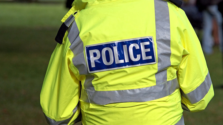 Σουηδία: Πυροτεχνουργοί εξουδετέρωσαν μια βόμβα που βρέθηκε στο κέντρο της Στοκχόλμης Σουηδία: Πυροτεχνουργοί εξουδετέρωσαν μια βόμβα που βρέθηκε στο κέντρο της Στοκχόλμης