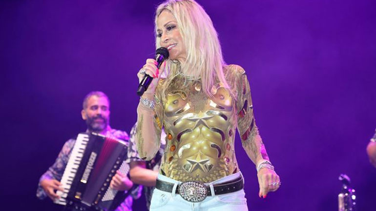 Άννα Βίσση: Γιατί ακυρώθηκαν οι συναυλίες της σε Λάρισα και Βέροια;