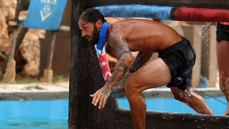 Άρης Σοϊλέδης: Απαντά για την αμοιβή του στο Survivor Άρης Σοϊλέδης: Απαντά για την αμοιβή του στο Survivor