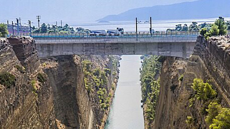 Αυτοκτονία στον Ισθμό της Κορίνθου Αυτοκτονία στον Ισθμό της Κορίνθου