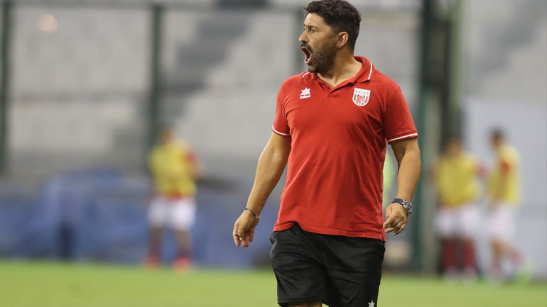 Βόλος: «Ο Τανσό αποδεικνύει πόσο λίγος προπονητής είναι»