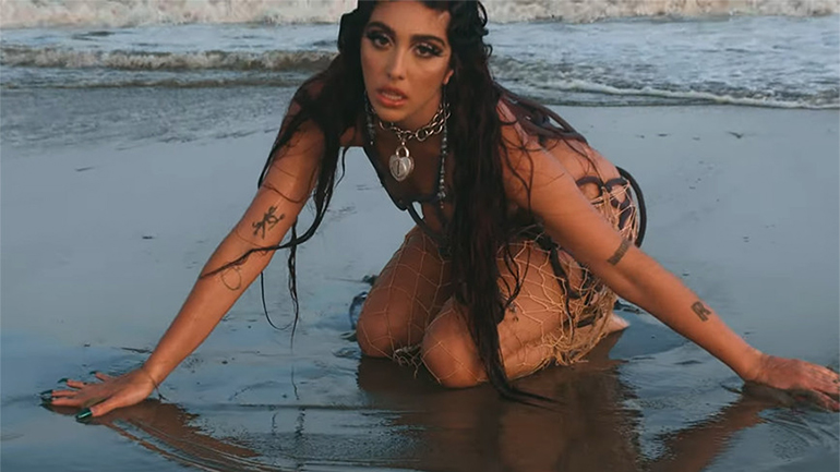 Λούρδη: Η κόρη της Μαντόνα έκανε το ντεμπούτο της στη μουσική με ένα προκλητικό βιντεοκλίπ