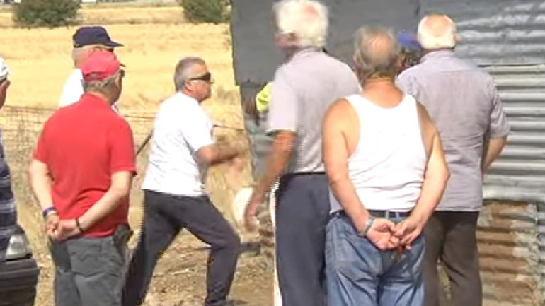 Αλεξανδρούπολη: Ξύλο μεταξύ ηλικιωμένων σε συγκέντρωση διαμαρτυρίας για τη δημιουργία αγροτικής μονάδας