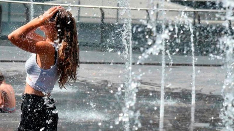 Μου την πέφτουν τα μαμούνια λόγω του καύσωνα