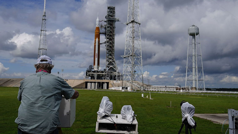 Επιστροφή των ΗΠΑ στη Σελήνη – Σήμερα η εκτόξευση της αποστολής Άρτεμις 1