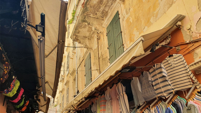 Σχεδόν έξι αιώνες παραμένει «ζωντανό» το παλαιότερο κερκυραϊκό σπίτι της ενετοκρατίας στην «καρδιά» της Παλιάς Πόλης