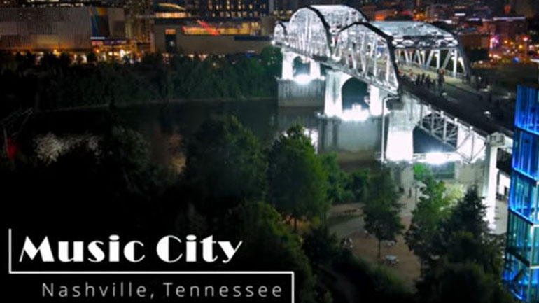 Το νυχτερινό Nashville του Tennessee, στις ΗΠΑ, είναι χάρμα ιδέσθαι
