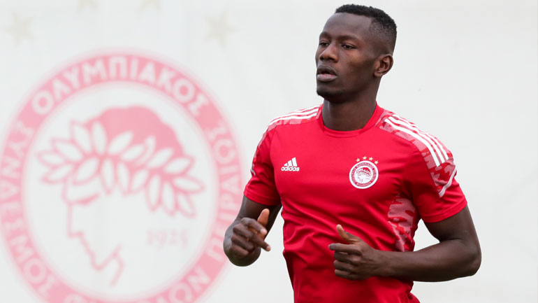 Το «αντίο» του Μαντί Καμαρά στον Ολυμπιακό