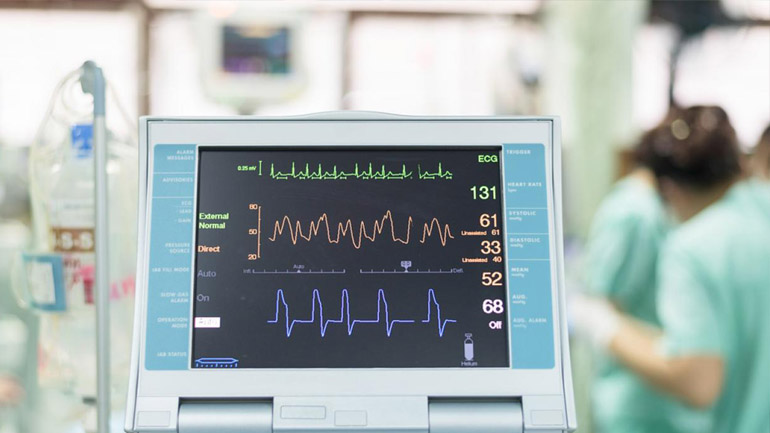 Κρήτη: Γυναίκα έπεσε από μπαλκόνι – Σε σοβαρή κατάσταση στη ΜΕΘ