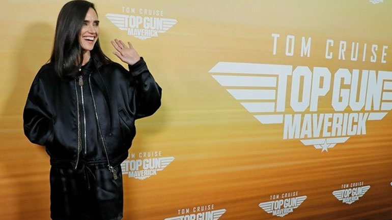 Σε σειρά επιστημονικής φαντασίας η Τζένιφερ Κόνελι