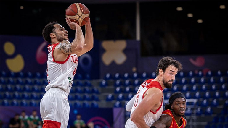 Eurobasket 2022: Αγχωτική νίκη στην πρεμιέρα για την Τουρκία, 72-68 το Μαυροβούνιο