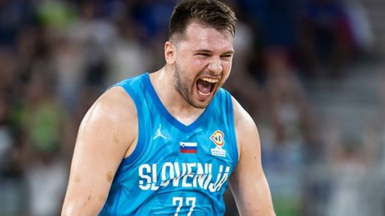 Eurobasket 2022: Nικήτρια στο ντέρμπι της πρεμιέρας η Σλοβενία, 92-85 τη Λιθουανία