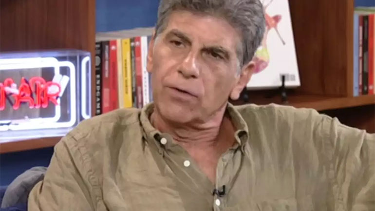 Γιάννης Μπέζος: «Πήγα σε reunion και κόντεψα να αυτοκτονήσω, οι παλιοί χαζοί παρέμειναν χαζοί κι οι ανόητοι χειροτέρευσαν»