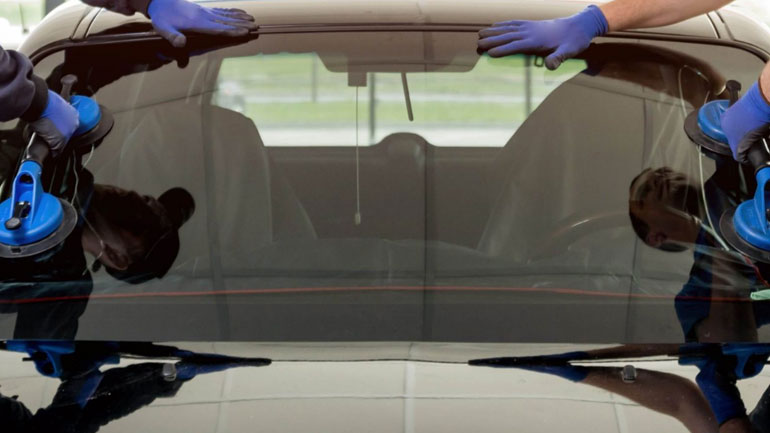 Έλλειψη γυαλιού και τζαμιών, η νέα απειλή των αυτοκινητοβιομηχανιών;