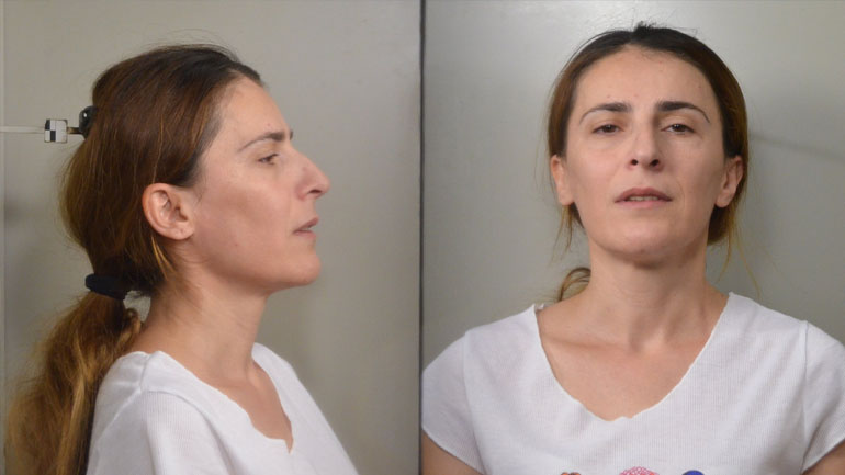 Στη δημοσιότητα φωτογραφίες οικιακής βοηθού που «έγδυνε» σπίτια