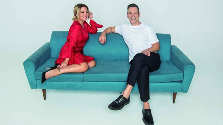 Νάνσυ Ζαμπέτογλου – Θανάσης Αναγνωστόπουλος: «Δεν περιμέναμε ότι θα κάθονταν μαζί μας στον καναπέ η Γιάννα Αγγελοπούλου»