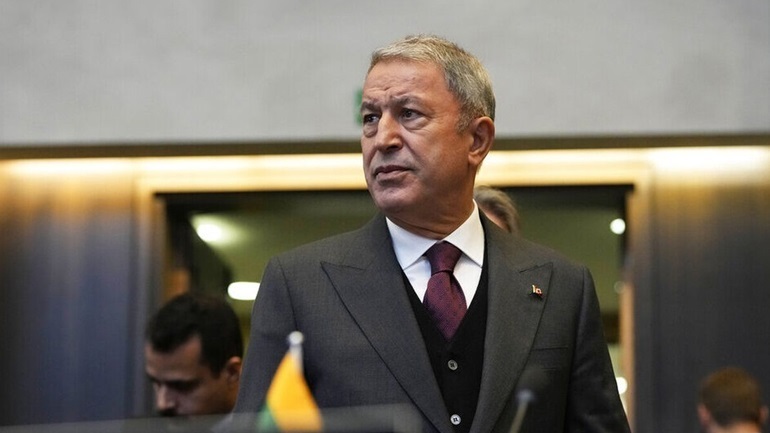 Ακάρ: Το ΝΑΤΟ πρέπει να δει τι κάνει η κακομαθημένη Ελλάδα