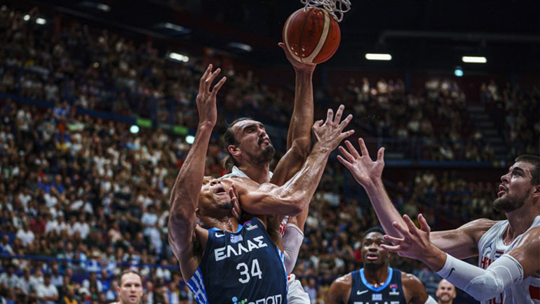 Μουλαομέροβιτς: «Ο Γιάννης έκανε τη δουλειά του, όμως ο Ντόρσεϊ μας “σκότωσε” στο πρώτο μέρος»