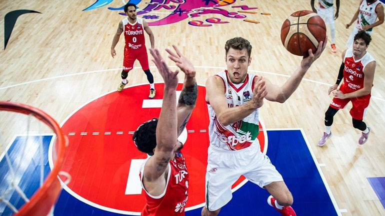 Eurobasket 2022: Έκανε το «2 στα 2» η Τουρκία, 101-87 τη Βουλγαρία – Εξαιρετική εμφάνιση από τον Βεζένκοφ!
