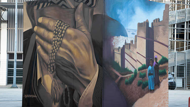 Θεσσαλονίκη: Τα 100 χρόνια από το 1922 μέσα από εντυπωσιακά graffiti στην 86η ΔΕΘ