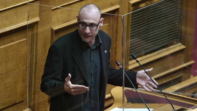 Γρηγοριάδης: Προϊόντα άγριας αρχαιοκαπηλίας η συλλογή των 161 αρχαιοτήτων της Κυκλαδικής περιόδου