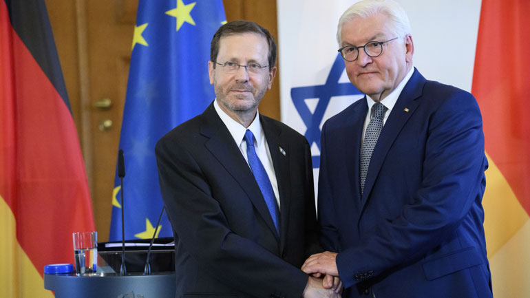 Σταϊνμάιερ: «Ντροπή» ότι χρειάστηκαν 50 χρόνια για να αποζημιωθούν τα θύματα στους Ολυμπιακούς Αγώνες του Μονάχου