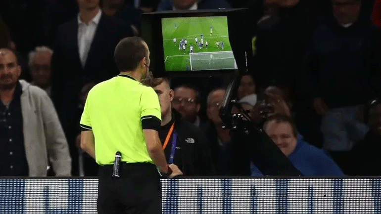 UEFA: Έτοιμο για ντεμπούτο στο Champions League το «ημιαυτόματο» οφσάιντ